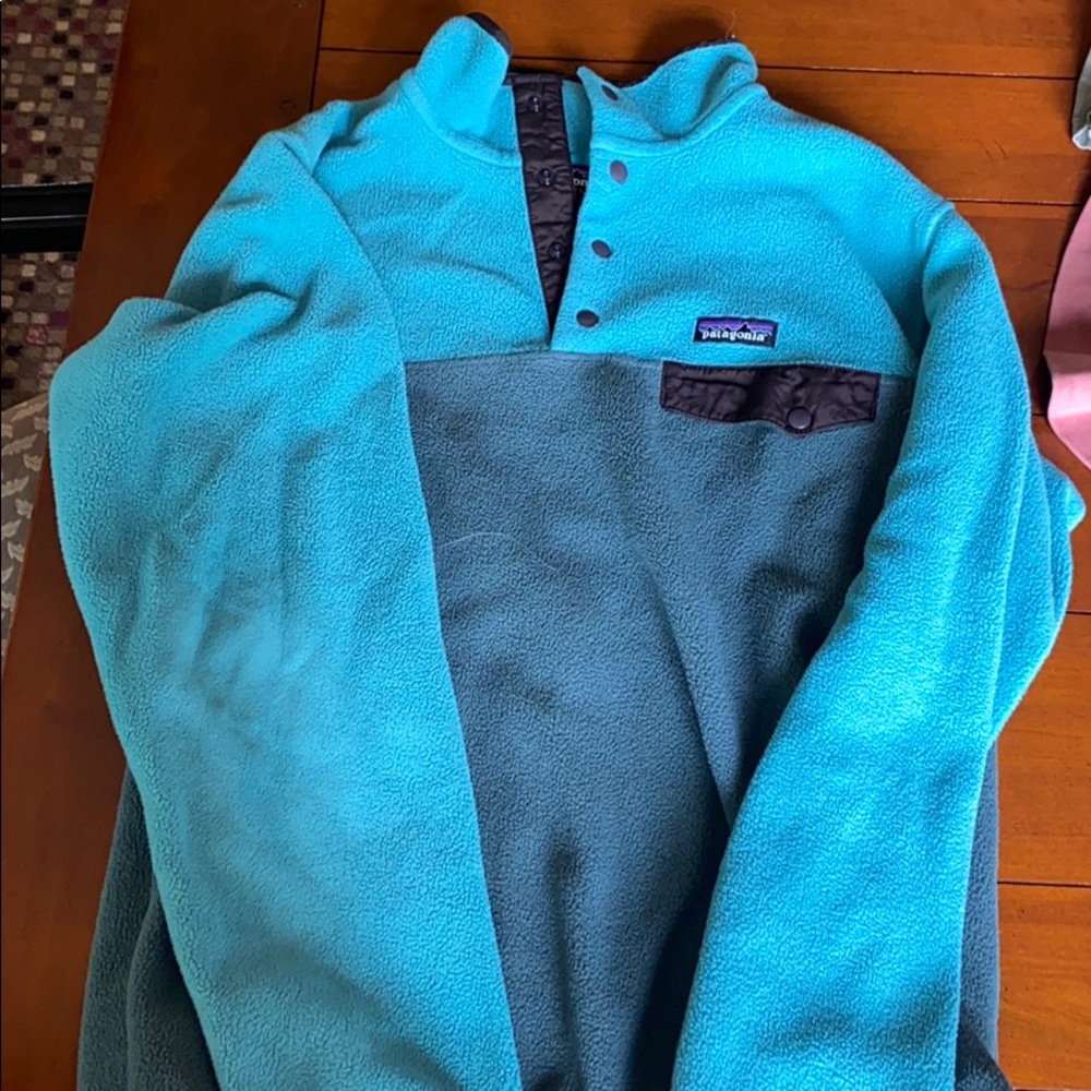 PATAGONIA BUTTON FLEECE TOP